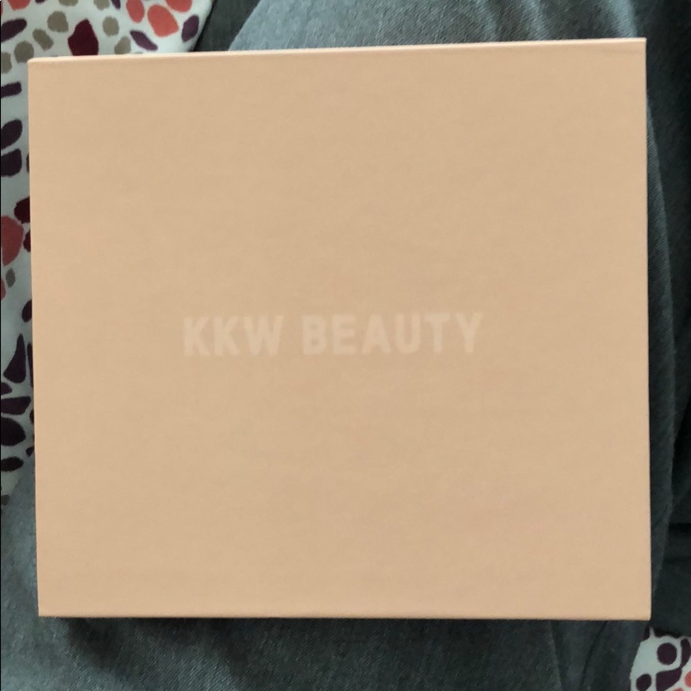 KKW Highlighter & Contour Palette